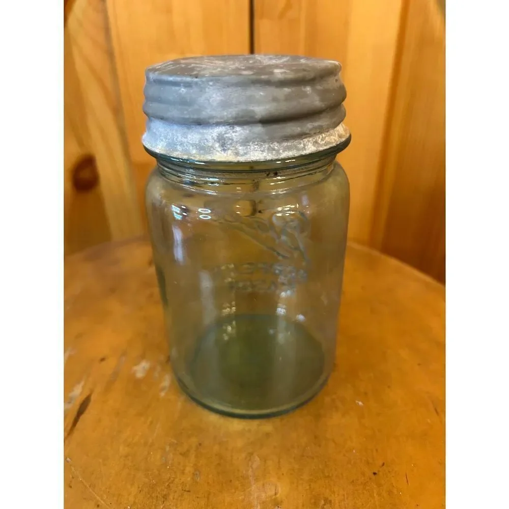 Vintage Ball Perfect Quart Mason Jar Aqua Blue Zinc Porcelain Screw Lid (5010)